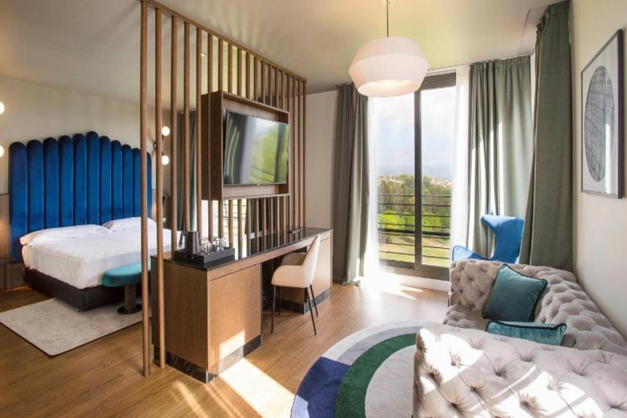Dolce By Wyndham Barcelona Resort Sant Esteve Sesrovires Εξωτερικό φωτογραφία