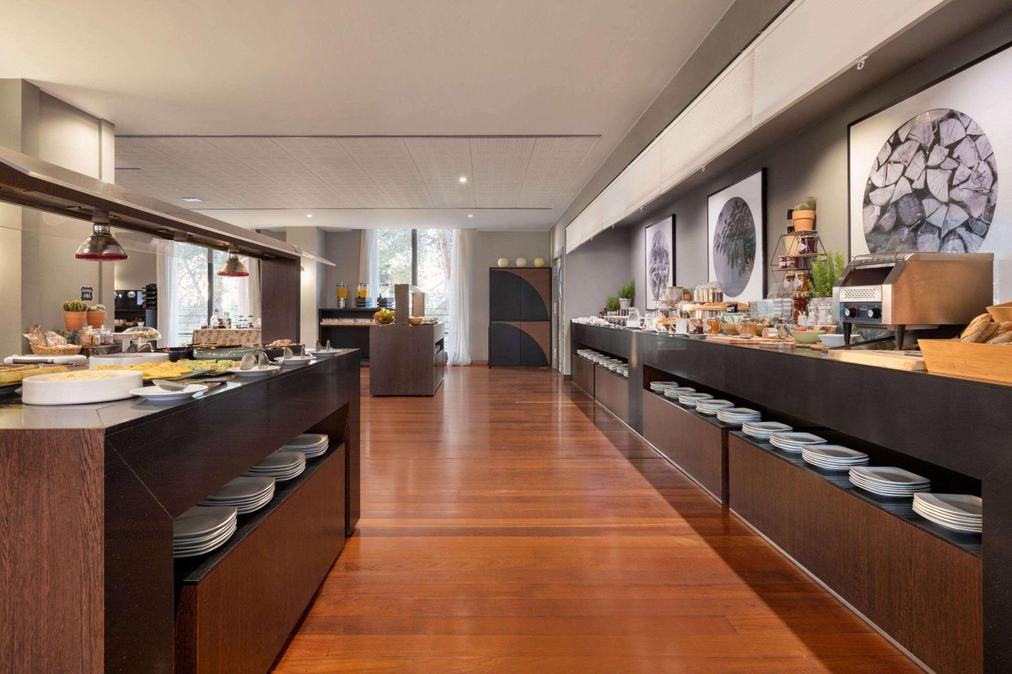 Dolce By Wyndham Barcelona Resort Sant Esteve Sesrovires Εξωτερικό φωτογραφία
