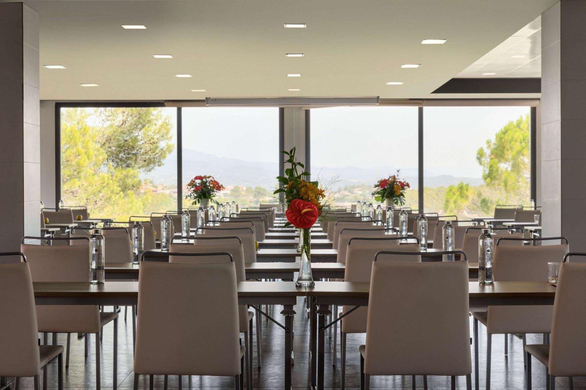 Dolce By Wyndham Barcelona Resort Sant Esteve Sesrovires Εξωτερικό φωτογραφία